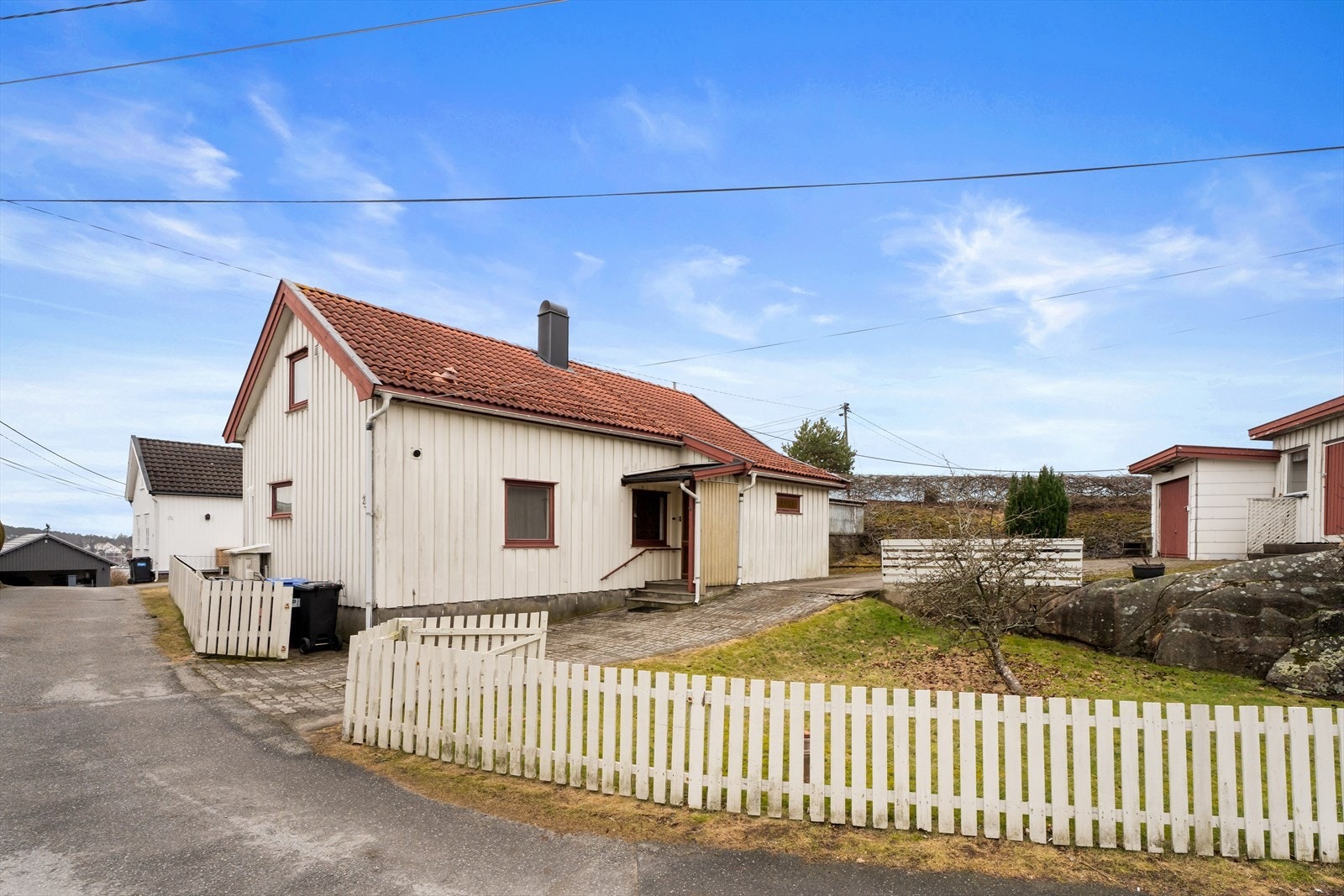 Haugetangveien 27 er et oppussingsprosjekt med stort potensiale. Galleribilde