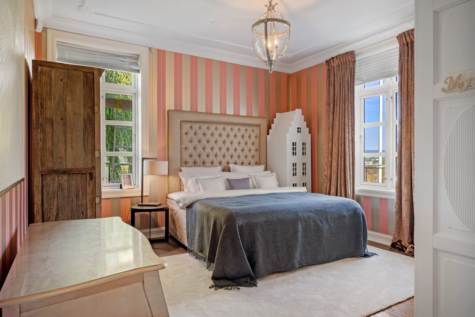 Soverom nummer 5. Dette soverommet ligger plassert i 1.etg. Galleribilde