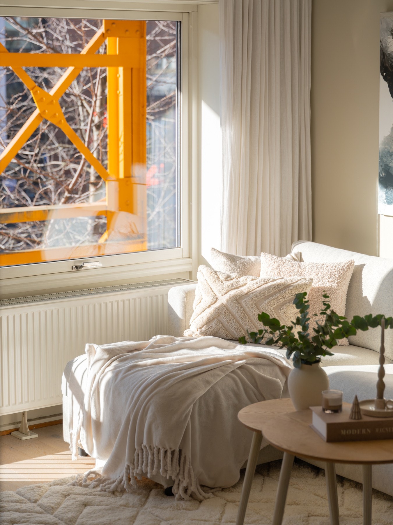 Nå som våren er i anmarsj, er det bare å glede seg til kirsebærtrærne utenfor blomstrer. Da snakker vi magisk stemning! Galleribilde