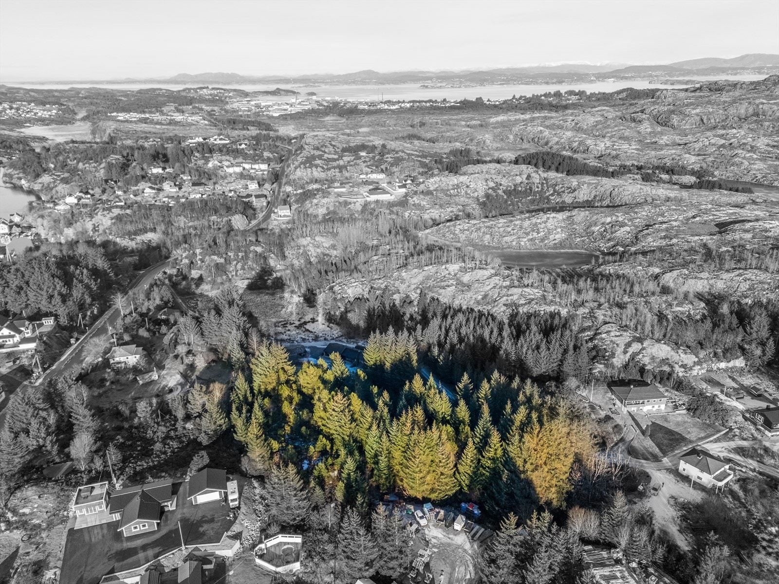 Det fargede området viser det aktuelle tomteområdet. Galleribilde