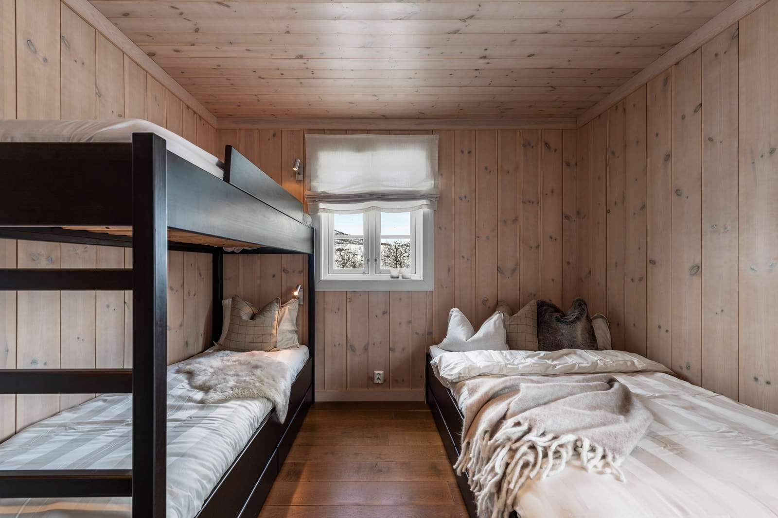 Soverom 3 med 120 cm. seng og køyeseng. Galleribilde