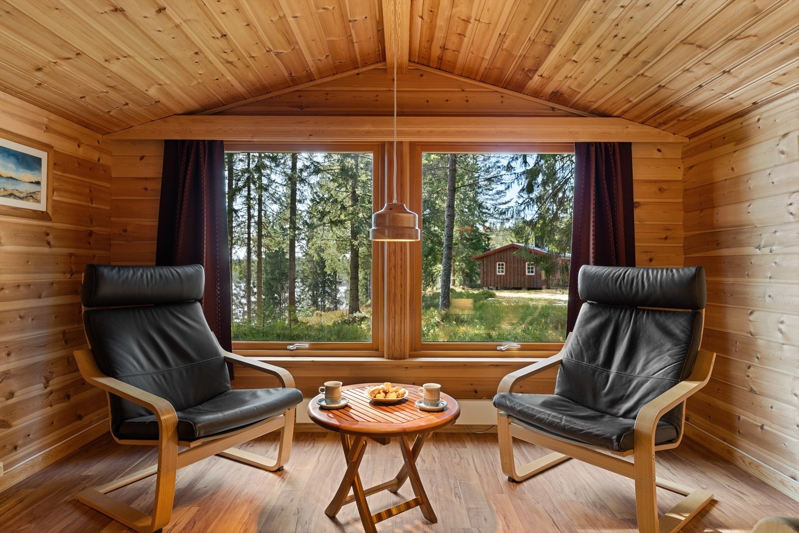 I 2008 ble hytta for andre gang påbygget som gir en ekstra flott oppholdsplass i hytta. Galleribilde