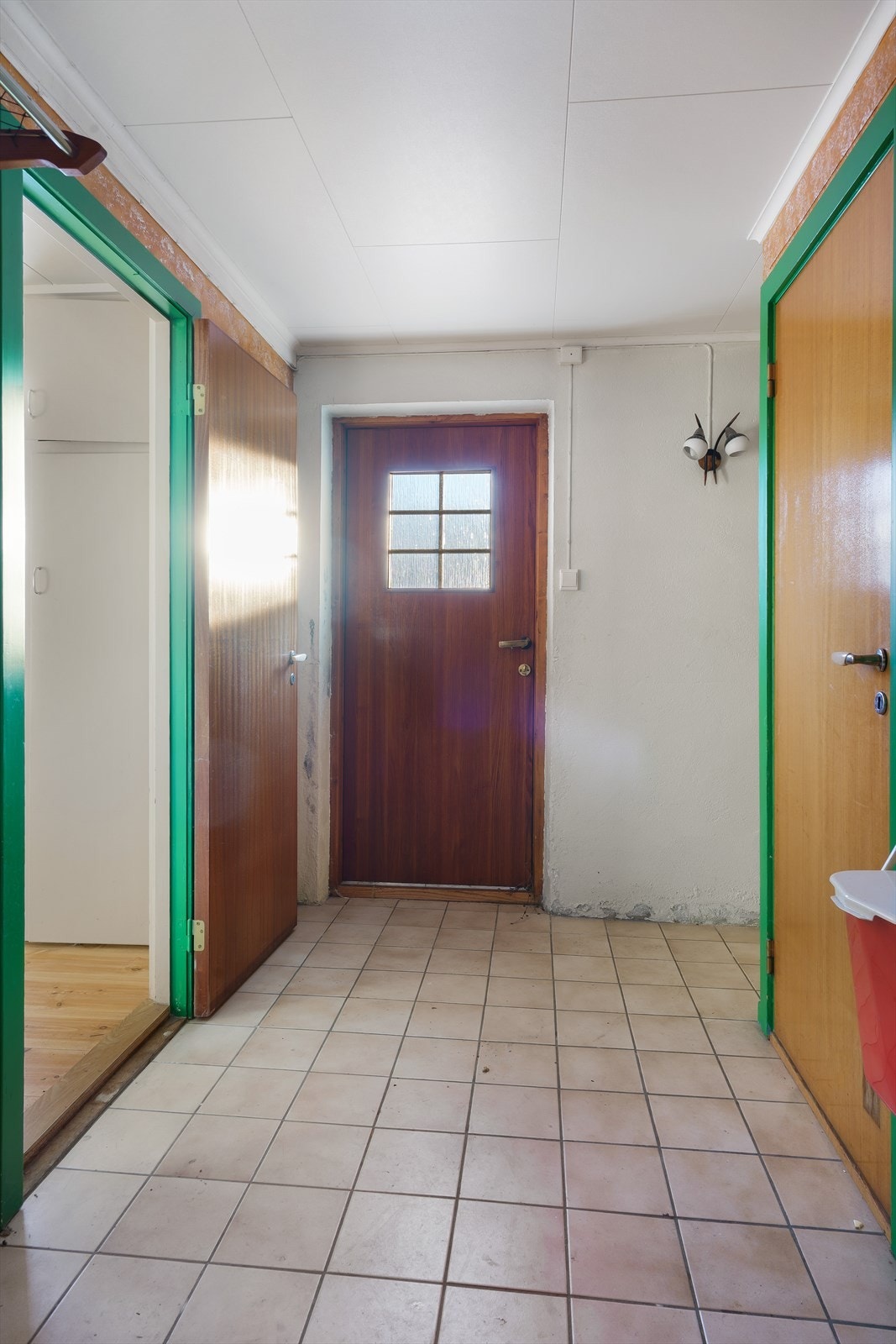 Underetasjen har både innvendig og utvendig inngang. Galleribilde