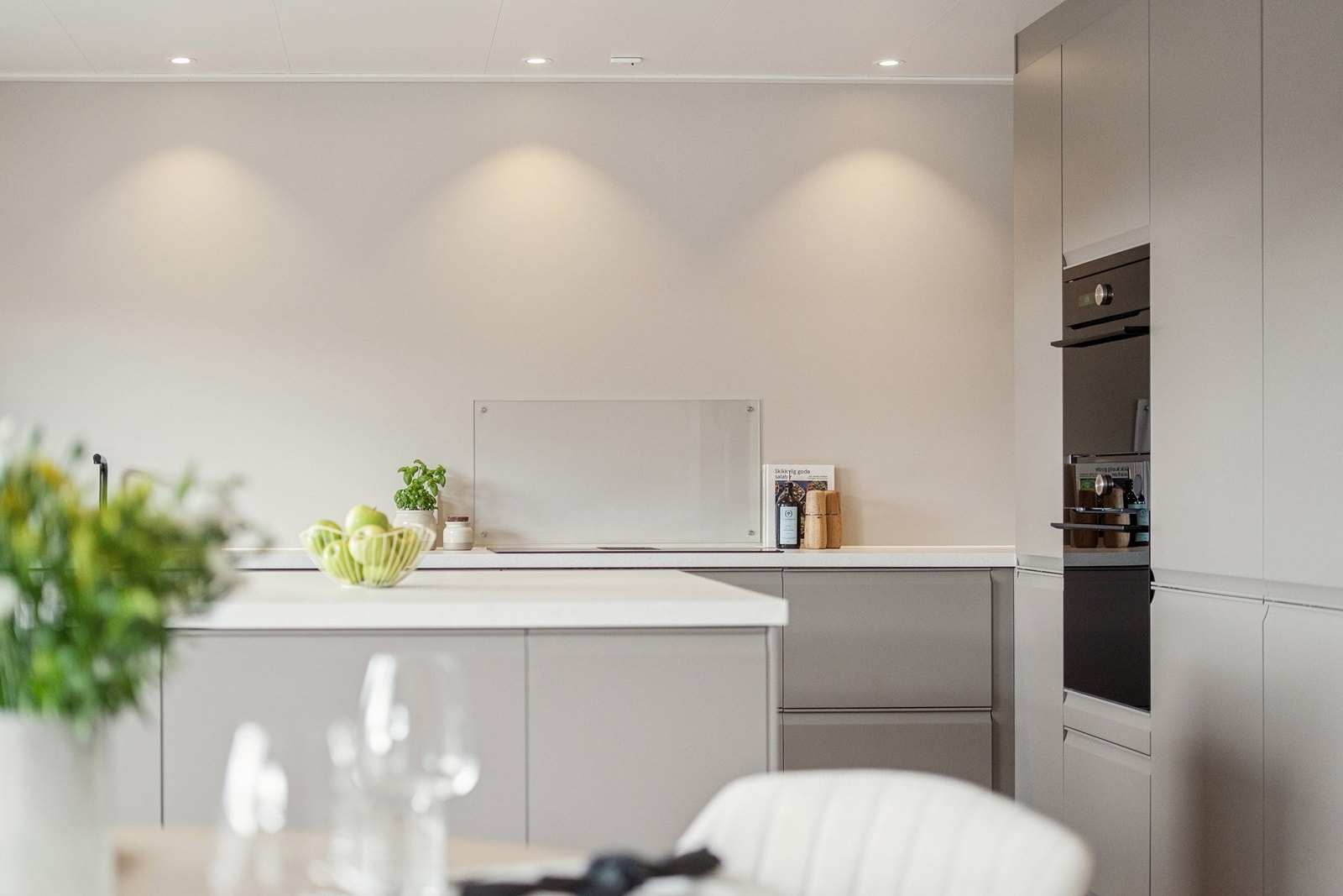 Kjøkkenet har svært lite slitasje. Galleribilde