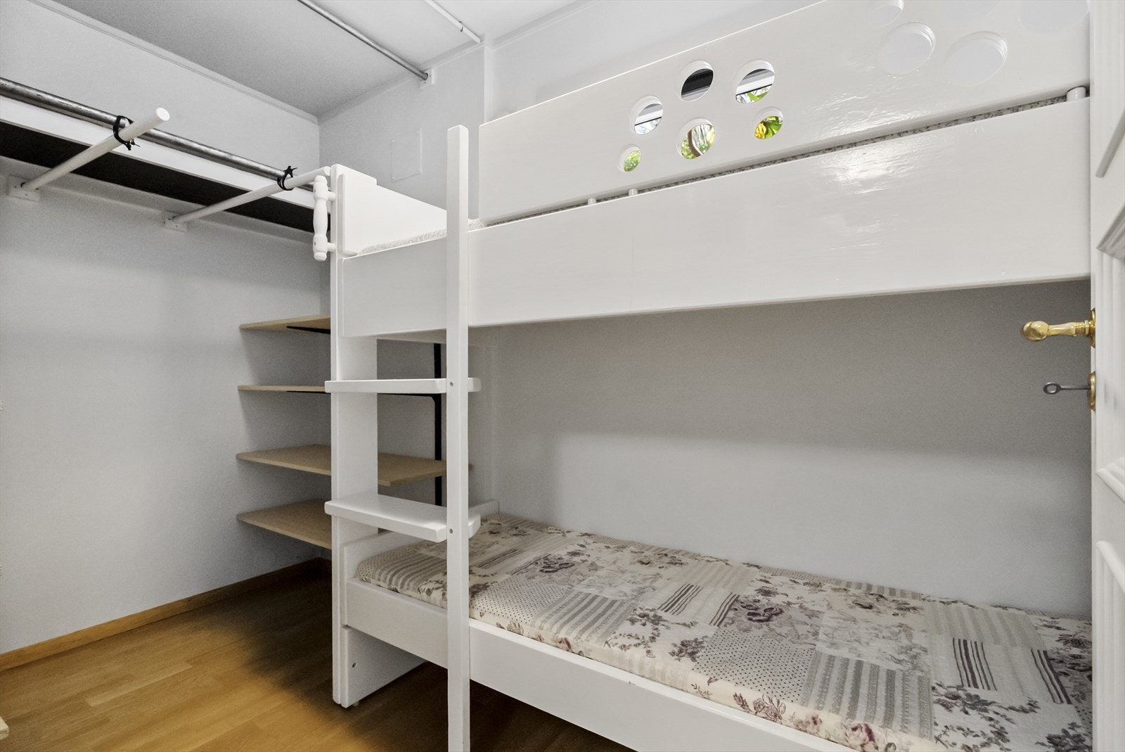 Bod/ garderobe Galleribilde