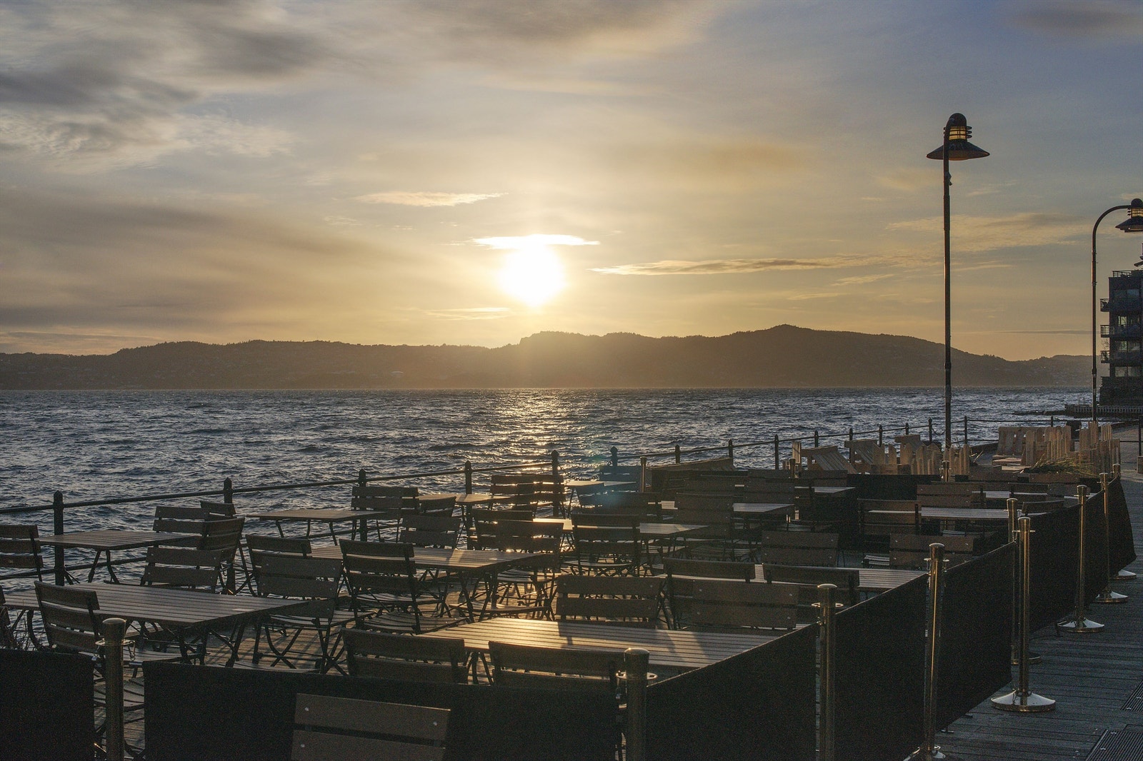 Idyllisk plassert i sjøkanten på Nordnes Galleribilde