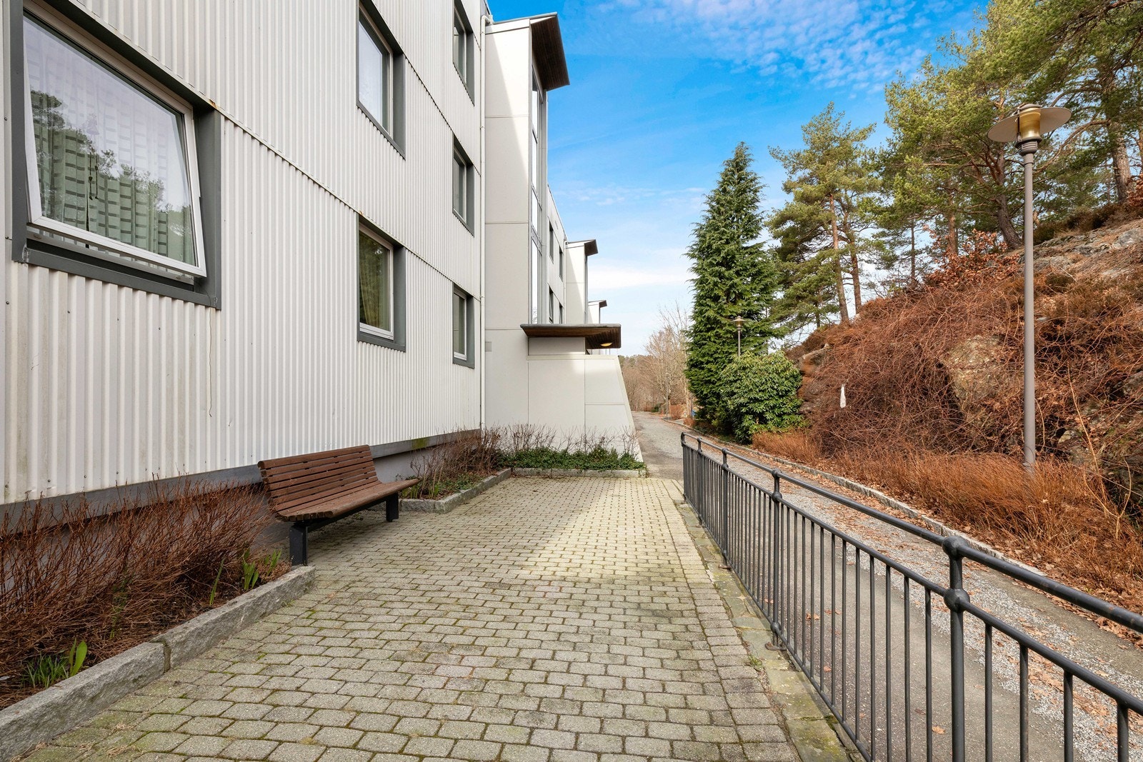 Trivelig felles inngangsparti. Galleribilde