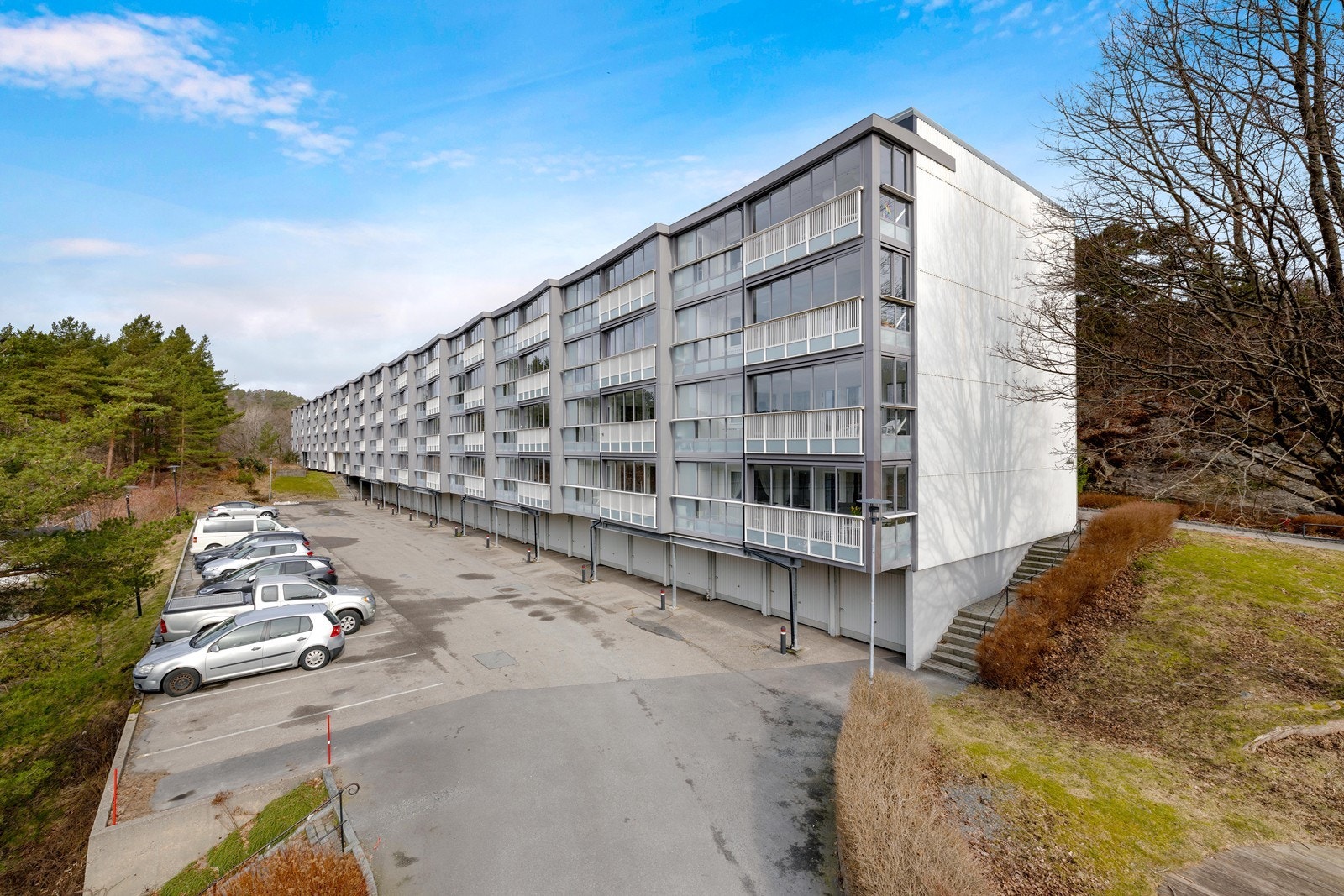 Husk å melde deg på visning! Galleribilde