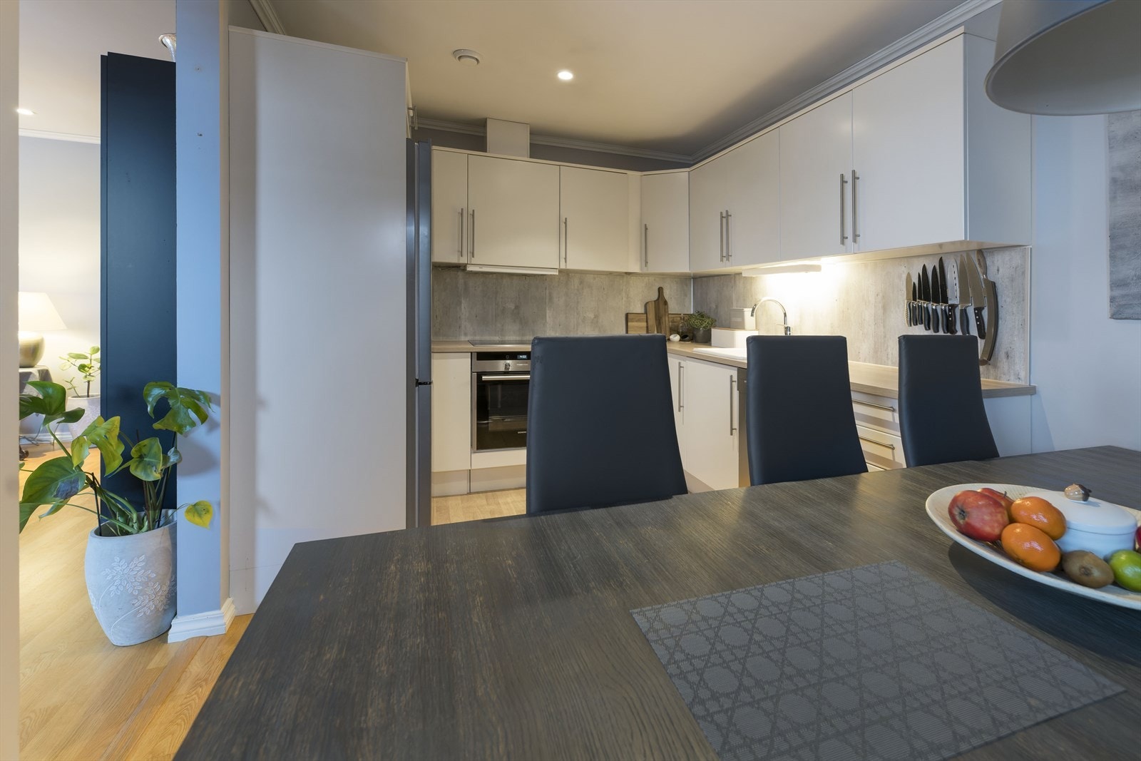 Fin kjøkken og spisestueløsning Galleribilde