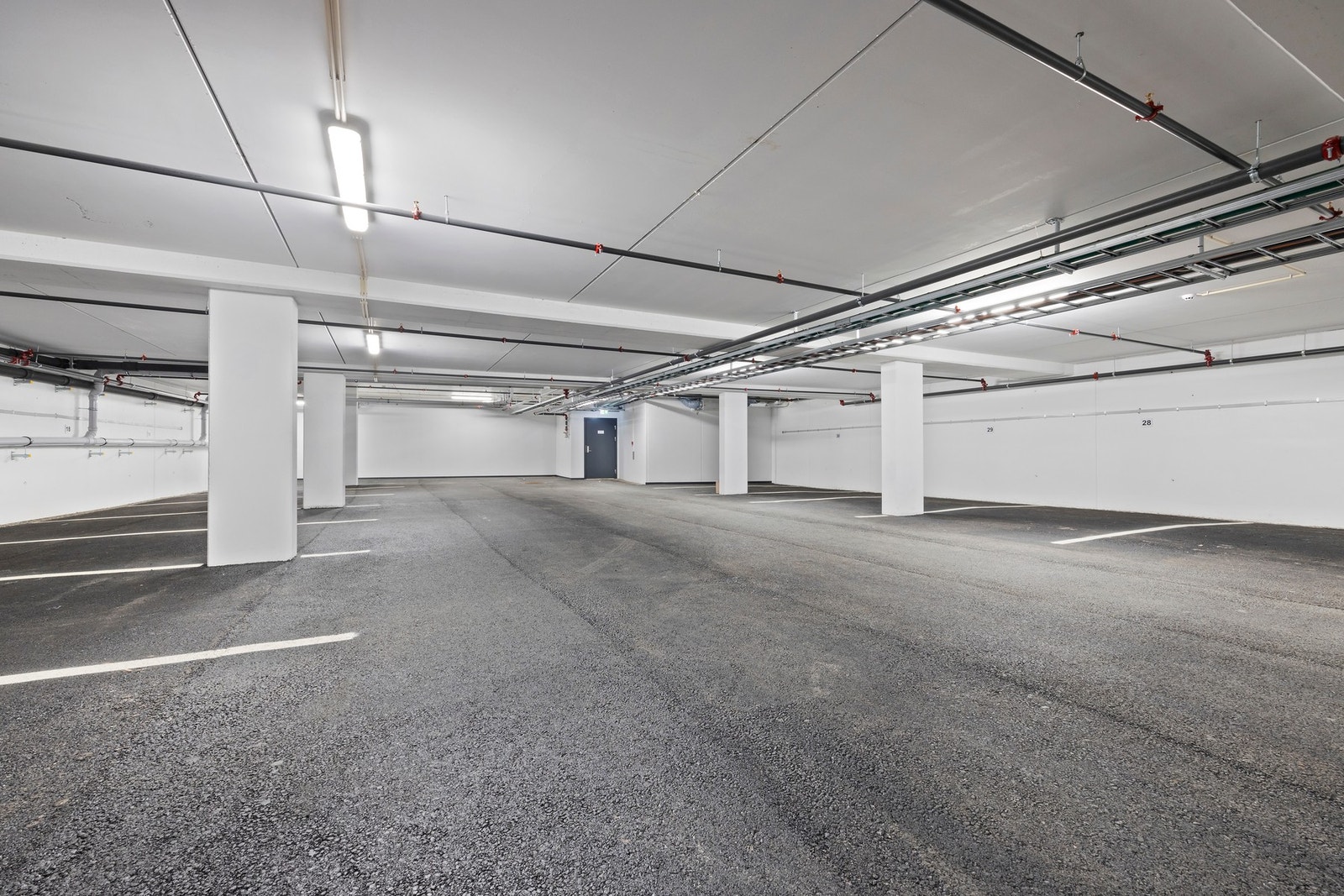 Det følger 1 garasjeplass Galleribilde