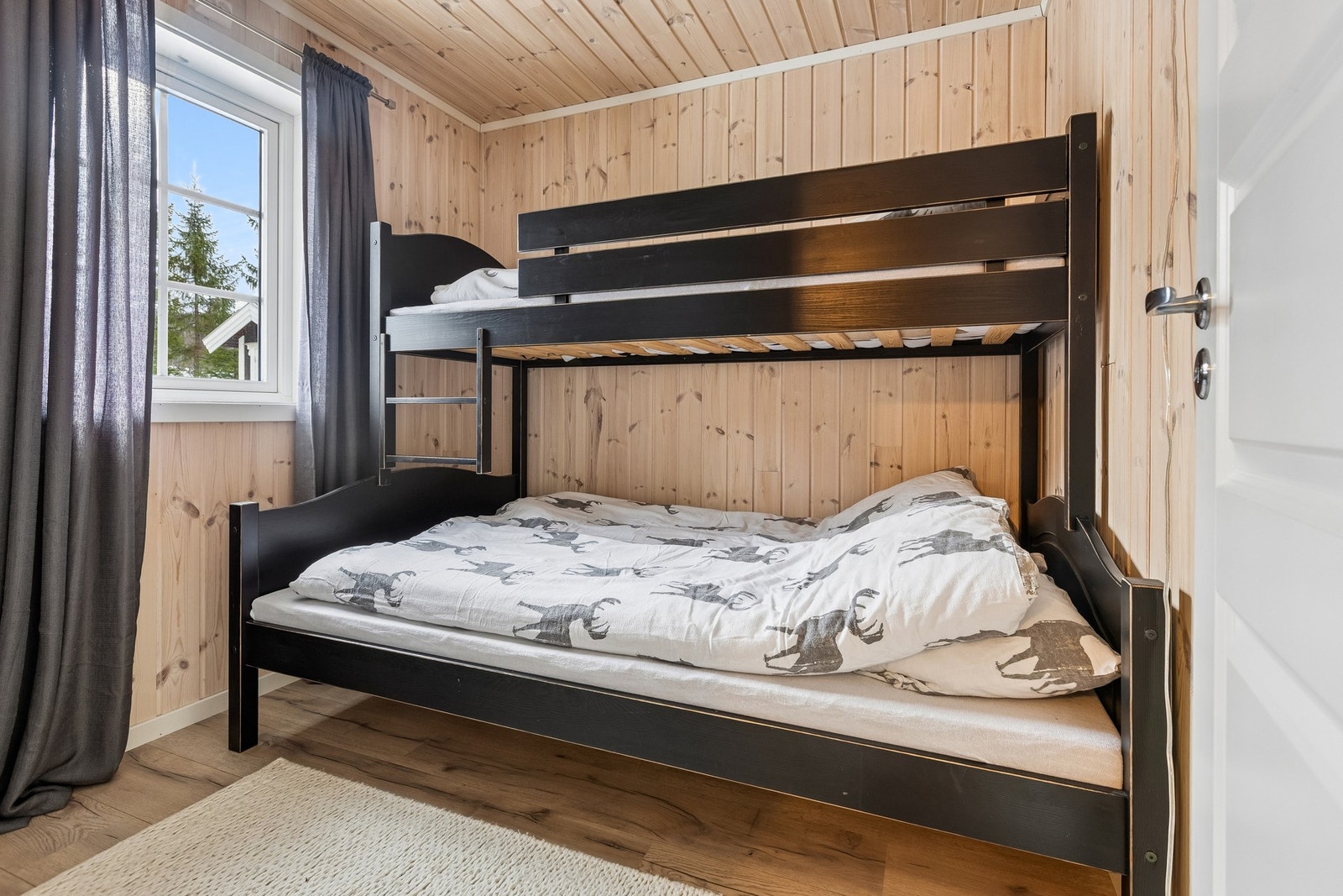 Soverom nr. 2. Galleribilde