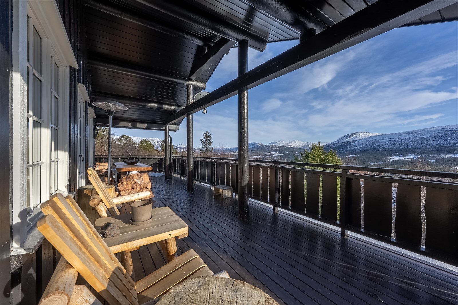 Overbygd altan og utsikt Galleribilde