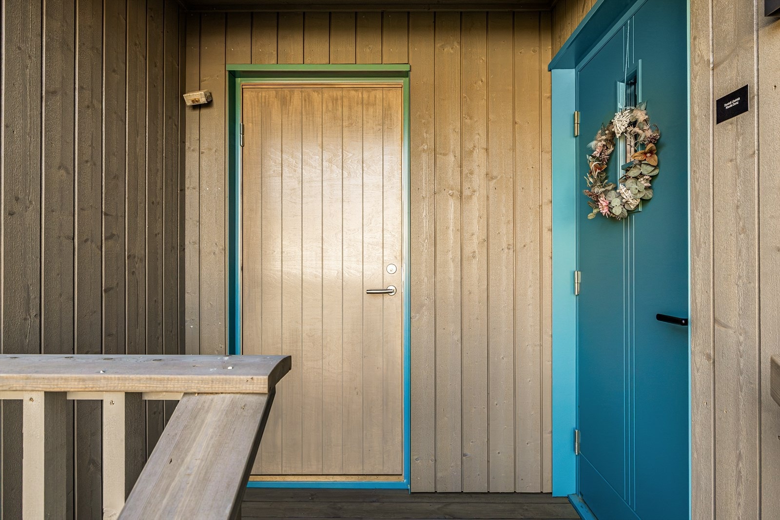 Inngang bod. Galleribilde