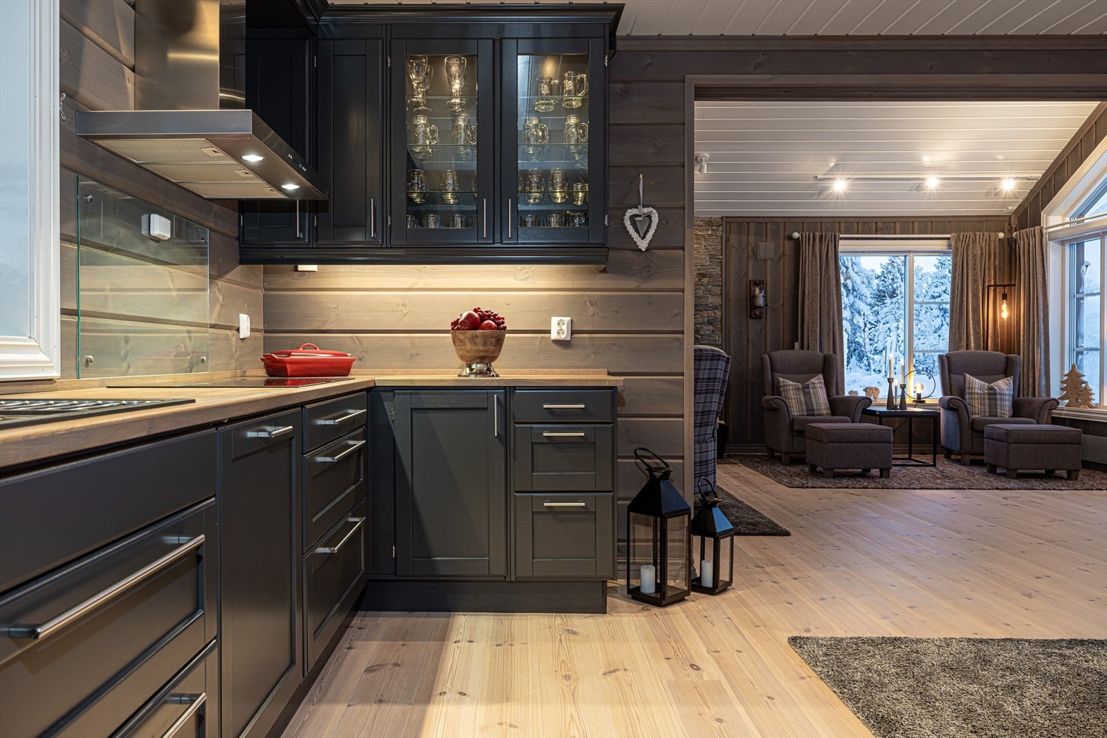 Praktisk og svært effektiv planløsning med fine siktlinjer Galleribilde