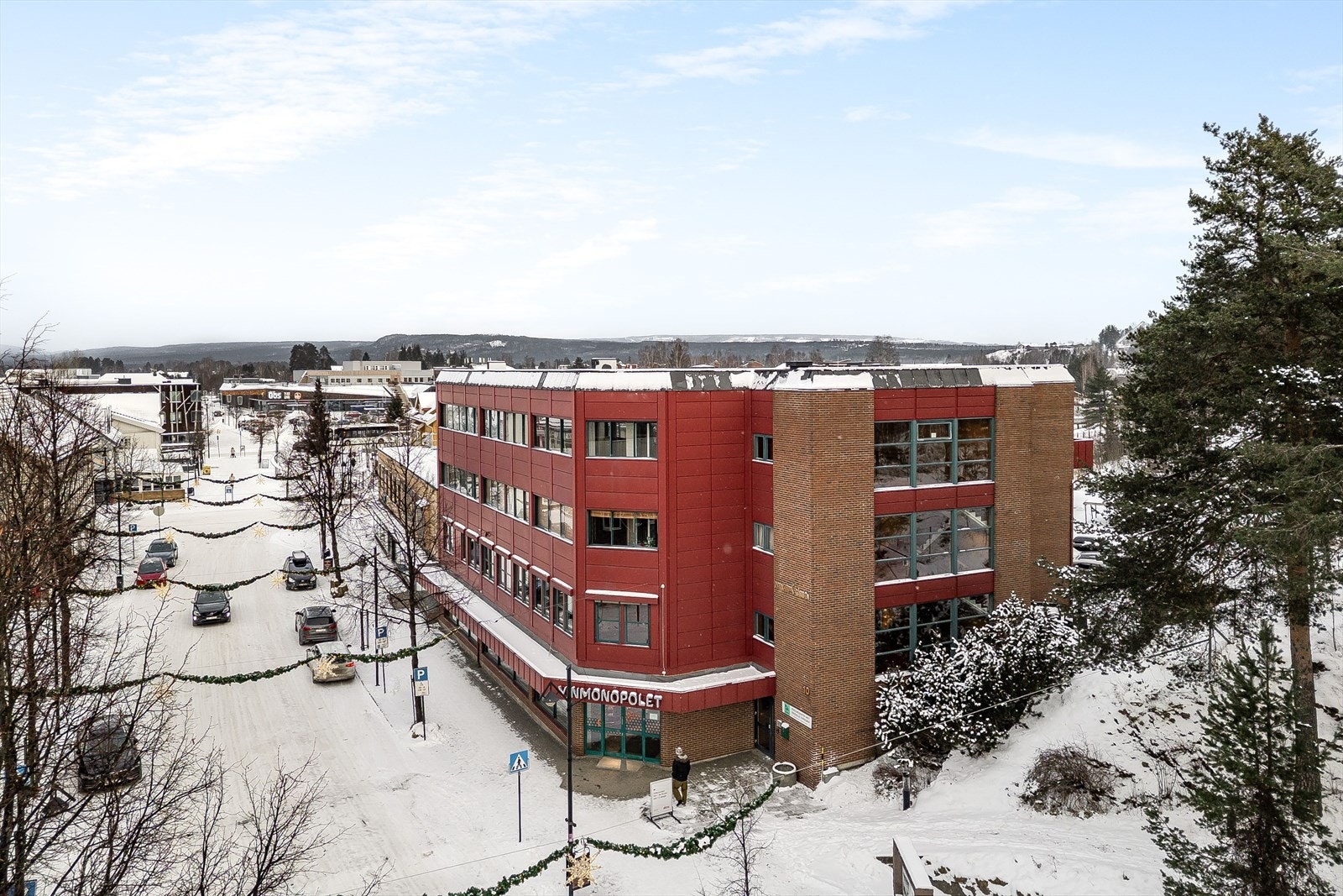 Leilighetens sentrale beliggenhet gir kort avstand til det aller meste Elverum by har av fasiliteter. Galleribilde