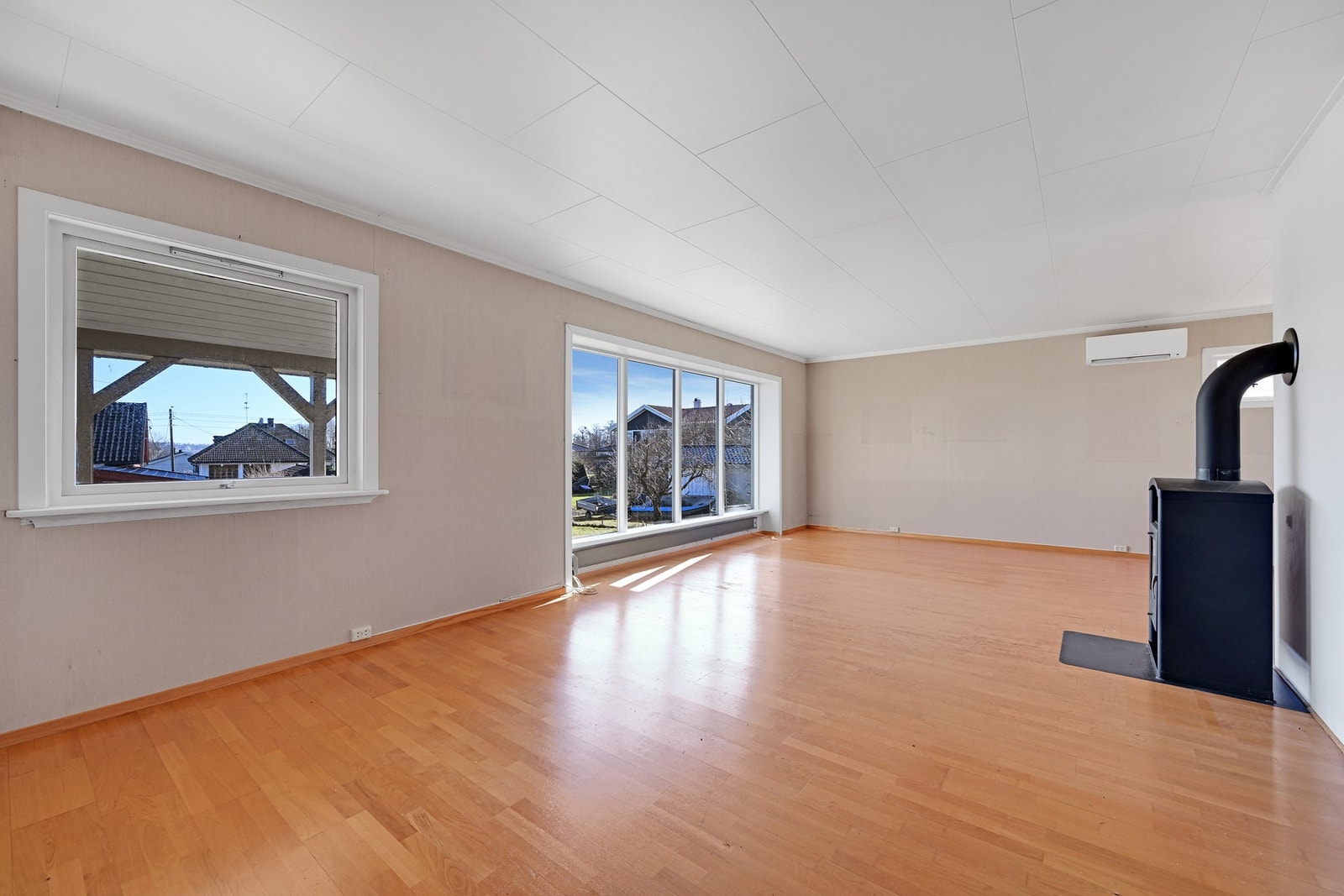 I denne delen av stua var det opprinnelig ett tredje soverom Galleribilde