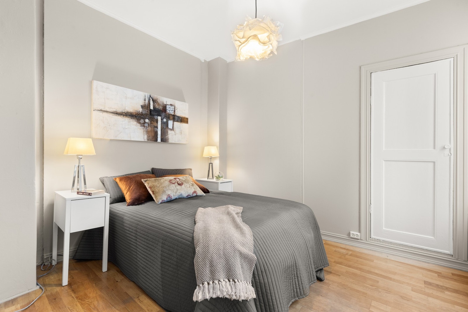 Soverom 1 ligger med adkomst fra kjøkken. Galleribilde