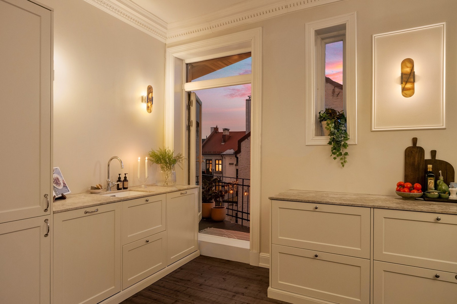 Kveldsbilder. Galleribilde