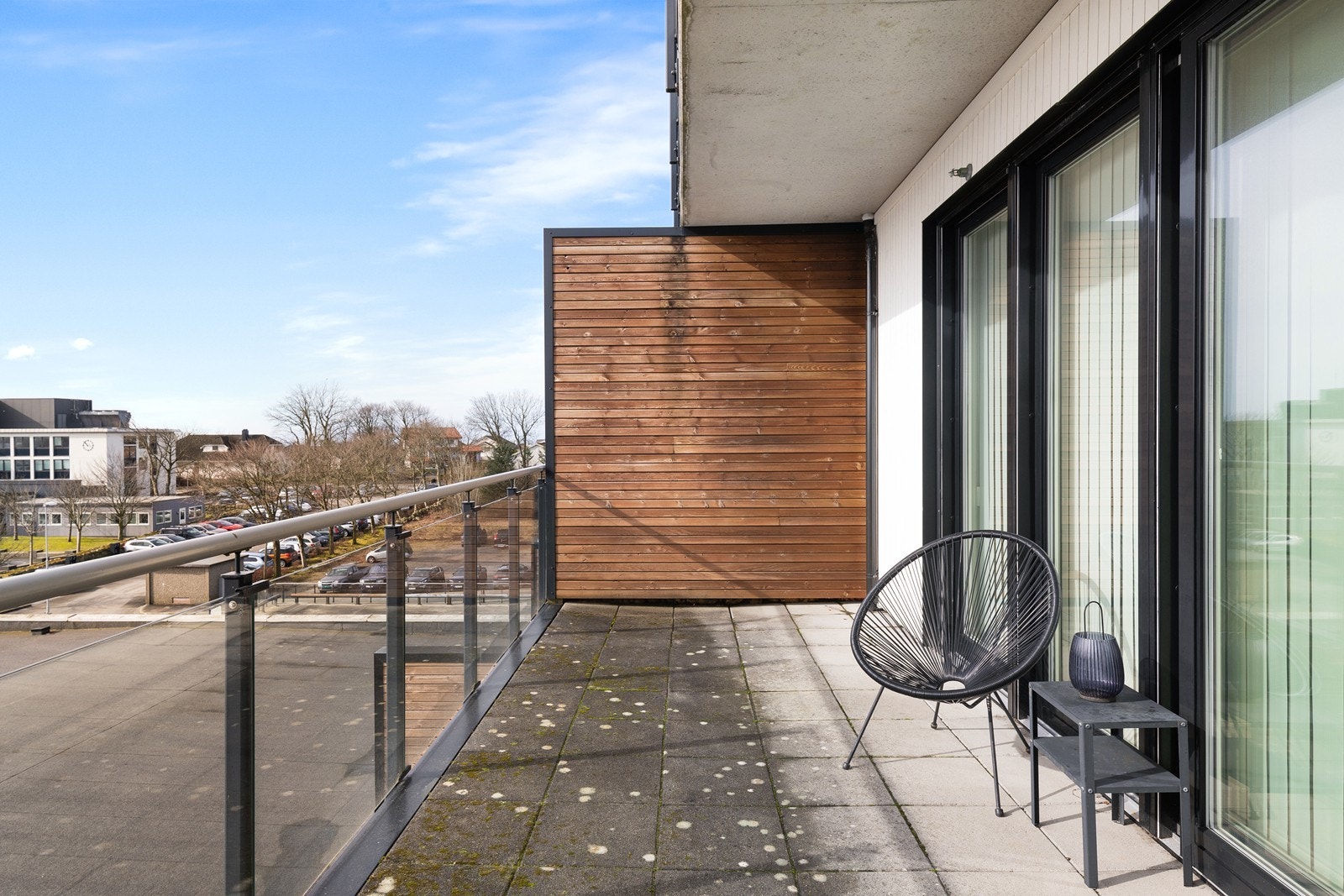 Flott utsikt og god plass til utemøbler. Galleribilde