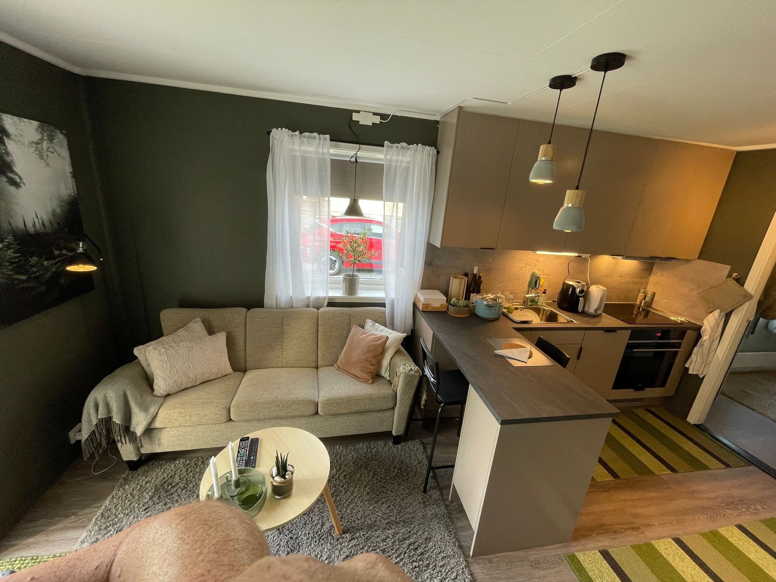 Oppholdsrom hybelleilighet Galleribilde