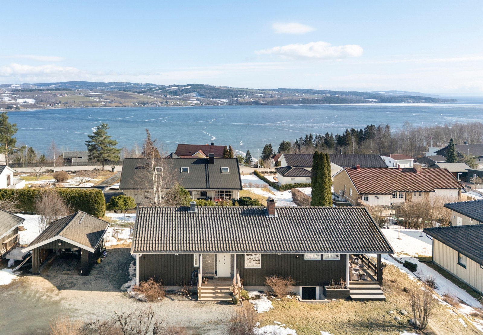 Velkommen til Kronprins Olavs veg 50B. Galleribilde