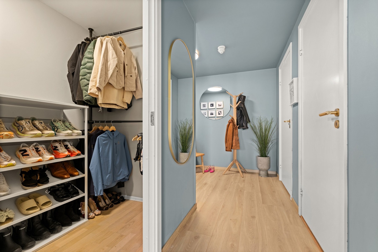 God lagringsplass i innvendig bod med enkel adkomst fra gangen. Galleribilde