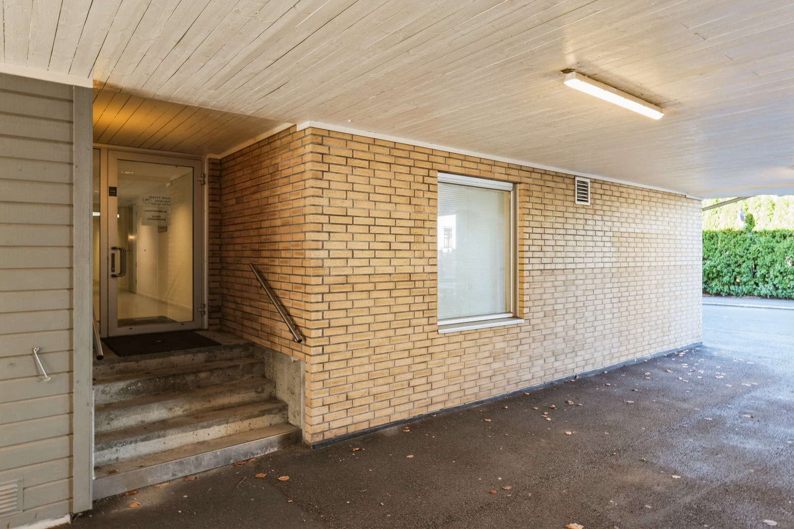 Ekstra inngang til bygget Galleribilde