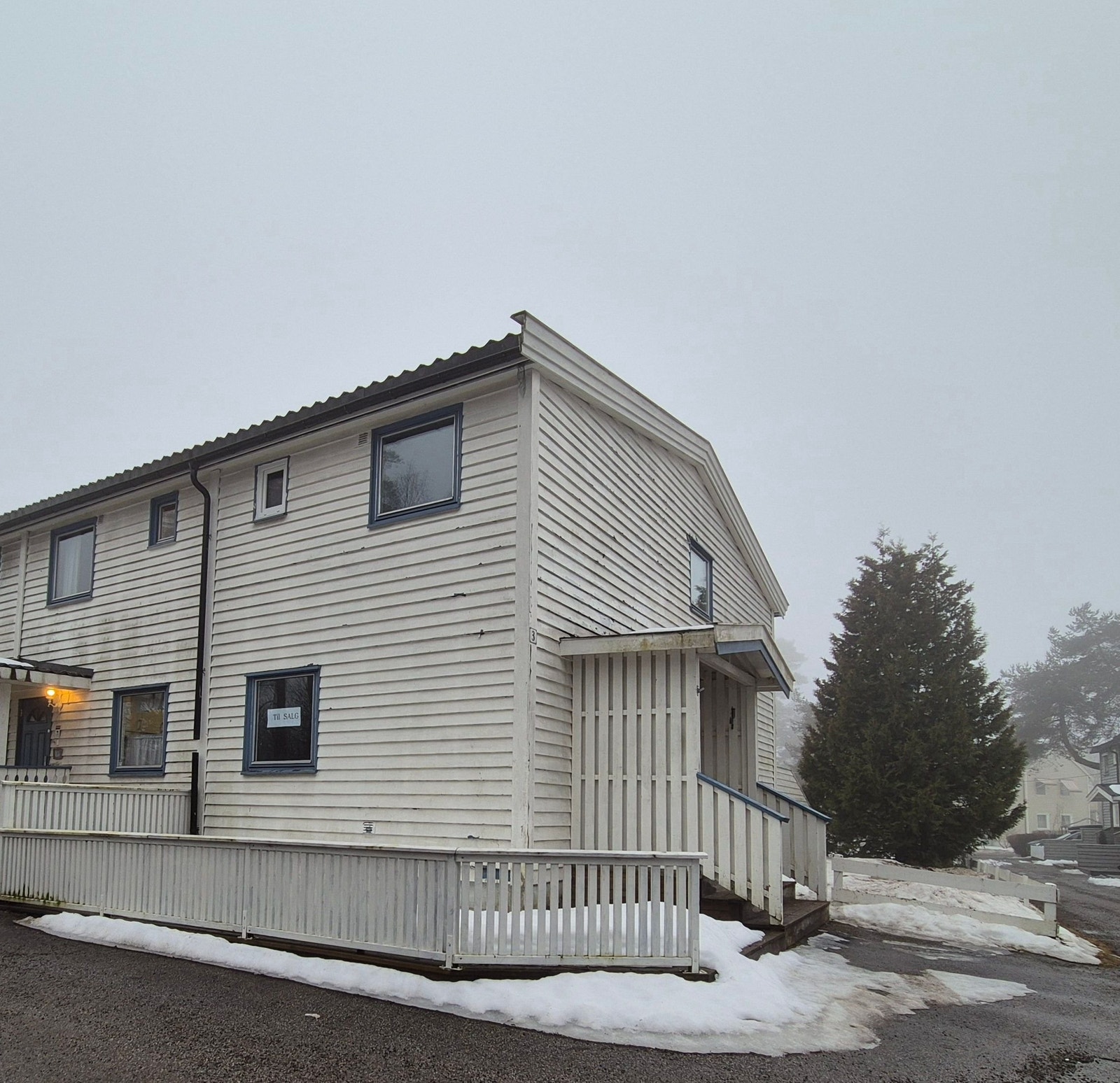 Kledning skal bytes ut i 2026. Galleribilde