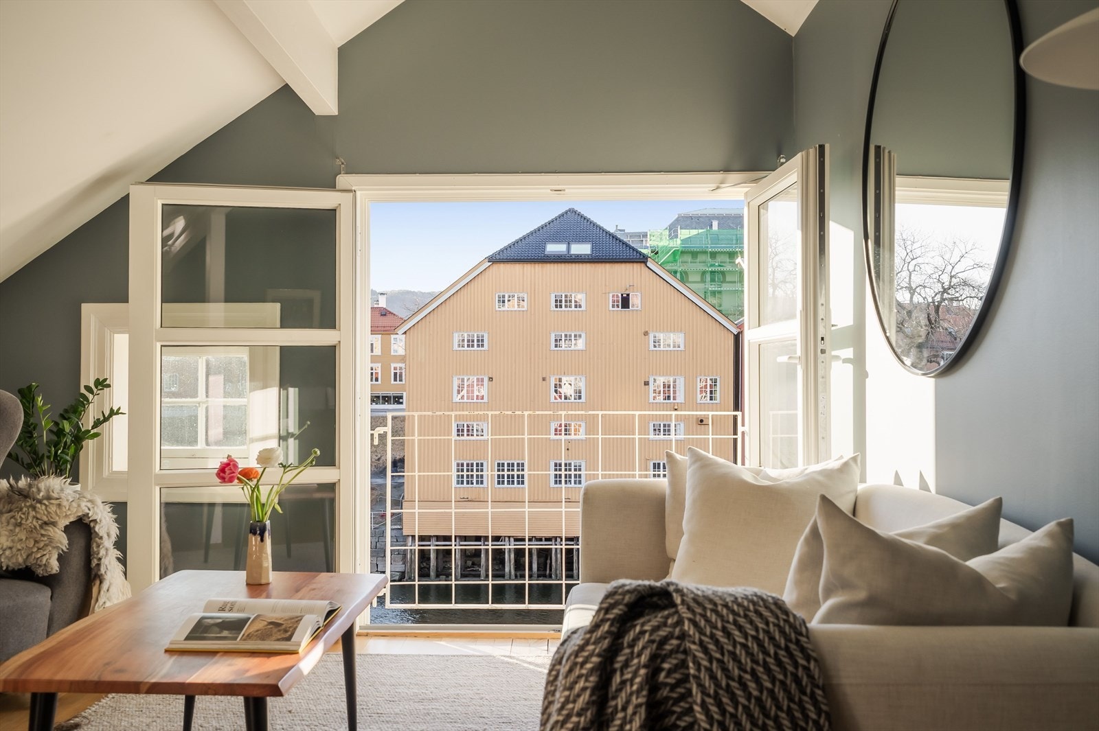 Her kan man åpne opp og fjerne skillet mellom ute og inne. Galleribilde