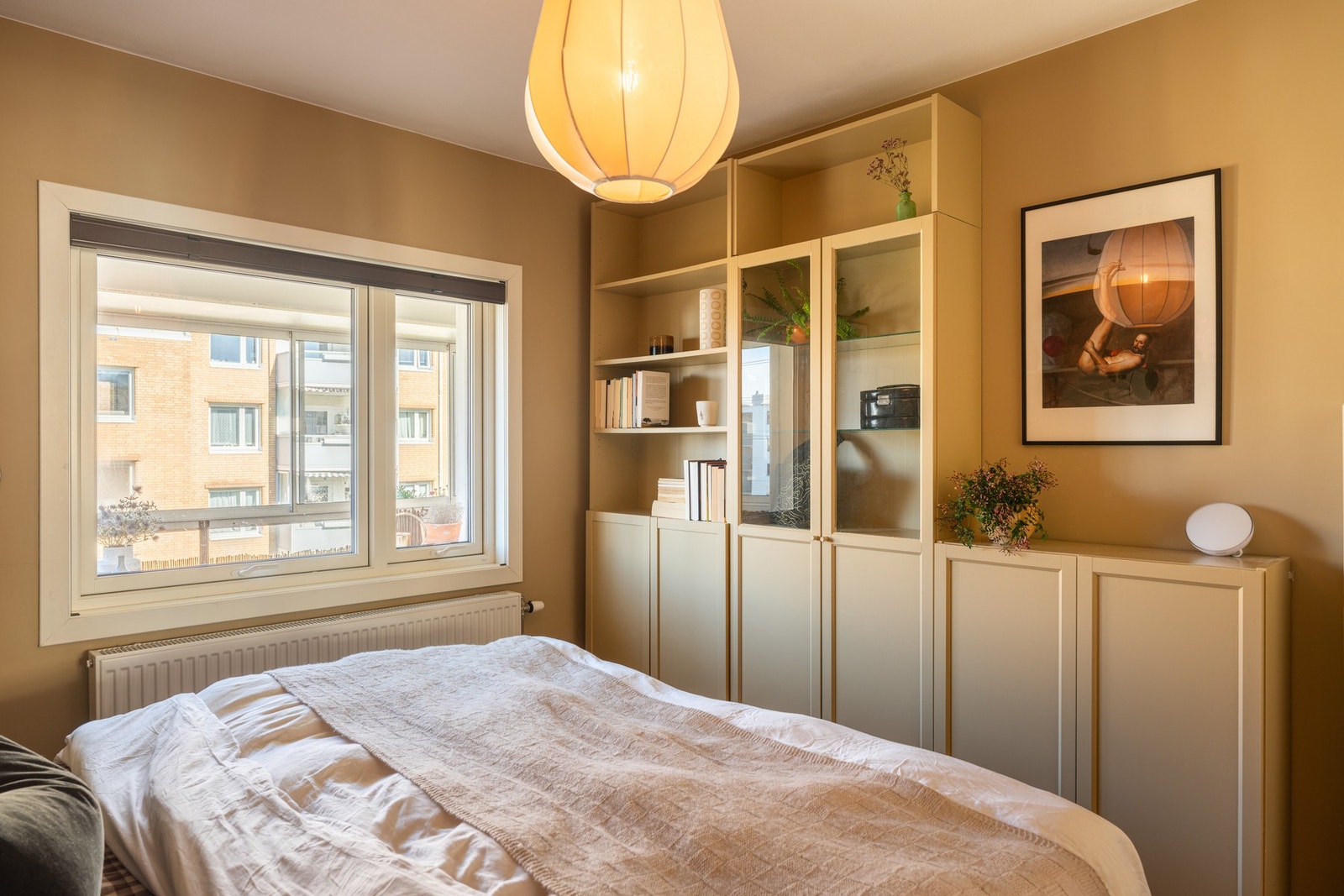 Rommet er malt i en behagelig og tidsriktig fargepalett. Galleribilde