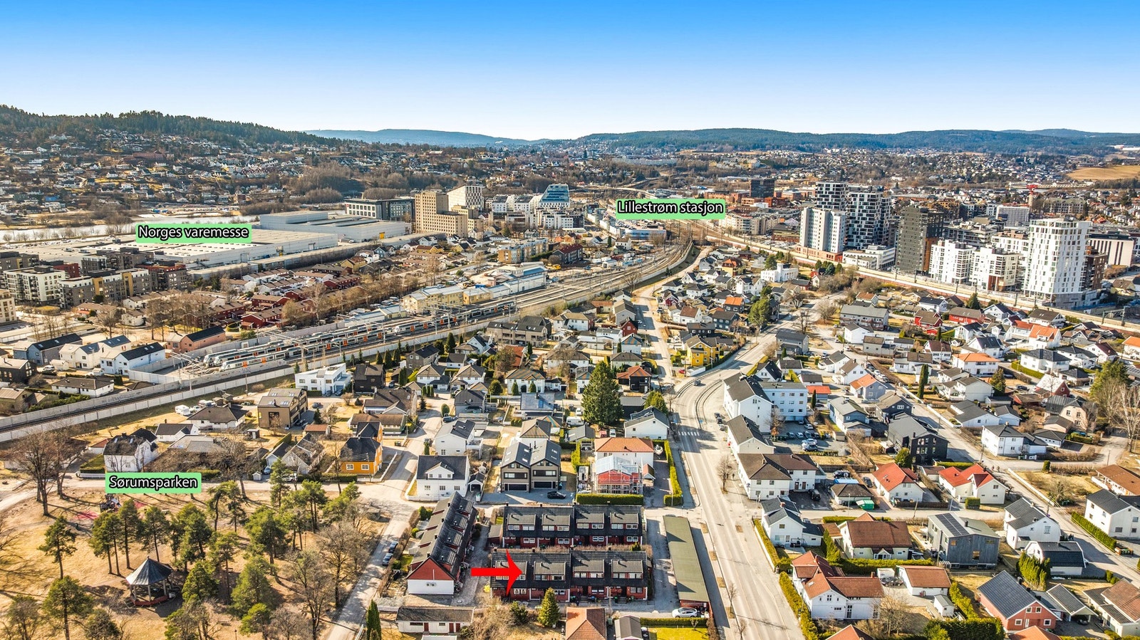 Ca. 10 minutters gange til Lillestrøm stasjon som tar deg til Oslo S på ca. 10 minutter. Velkommen til visning! Galleribilde