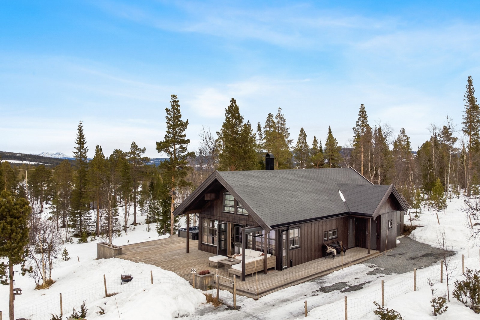 Eiendommen er omkranset av flott og variert turterreng. Galleribilde