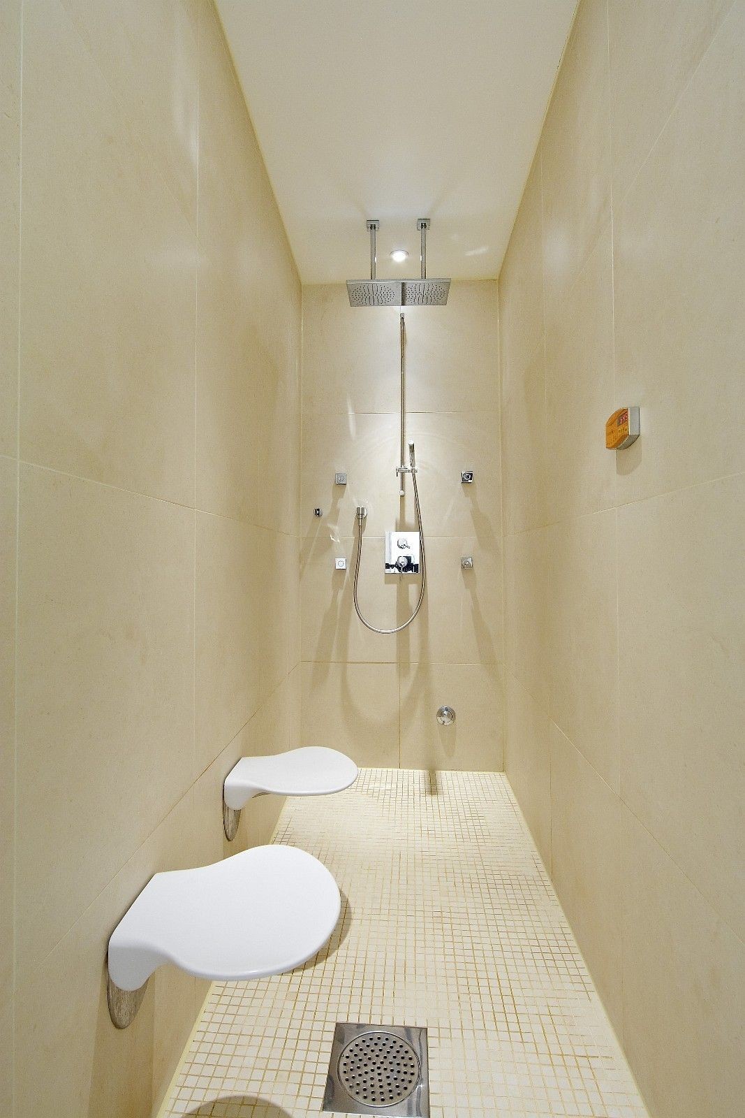 Dusj - bad 2 Galleribilde