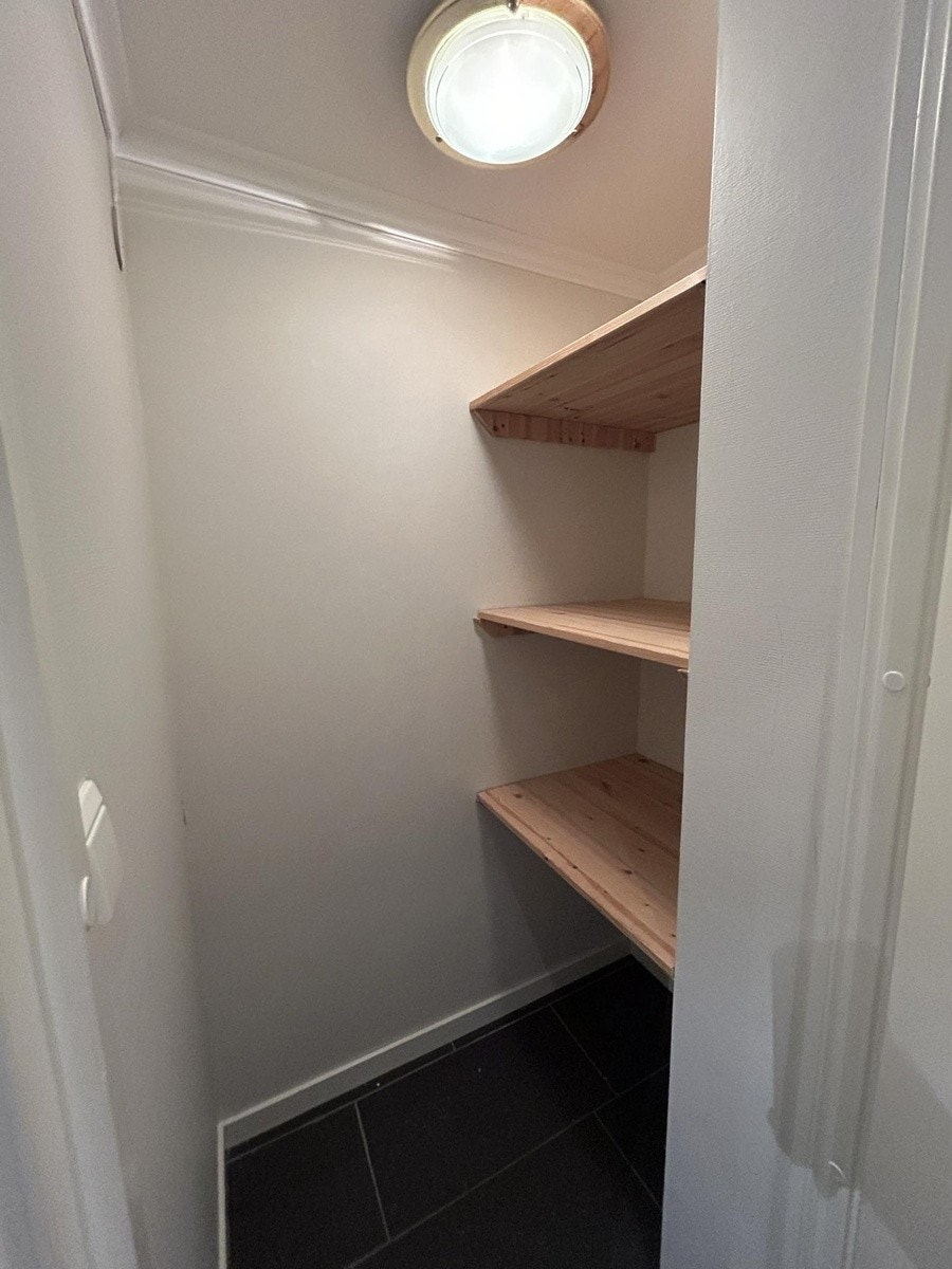 Bod til oppbevaring Galleribilde