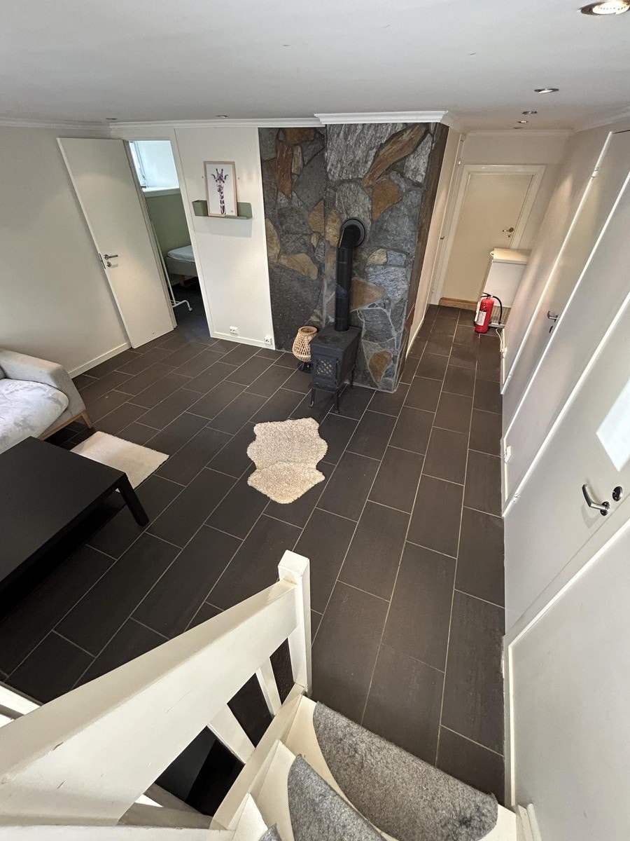 Kjellerstue Galleribilde