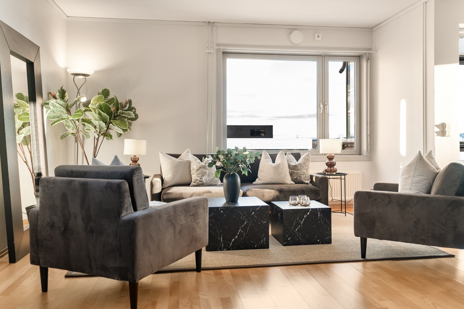 Leiligheten har et balansert ventilasjonsanlegg med aggregat fra 2023 for et sunt inneklima. Galleribilde