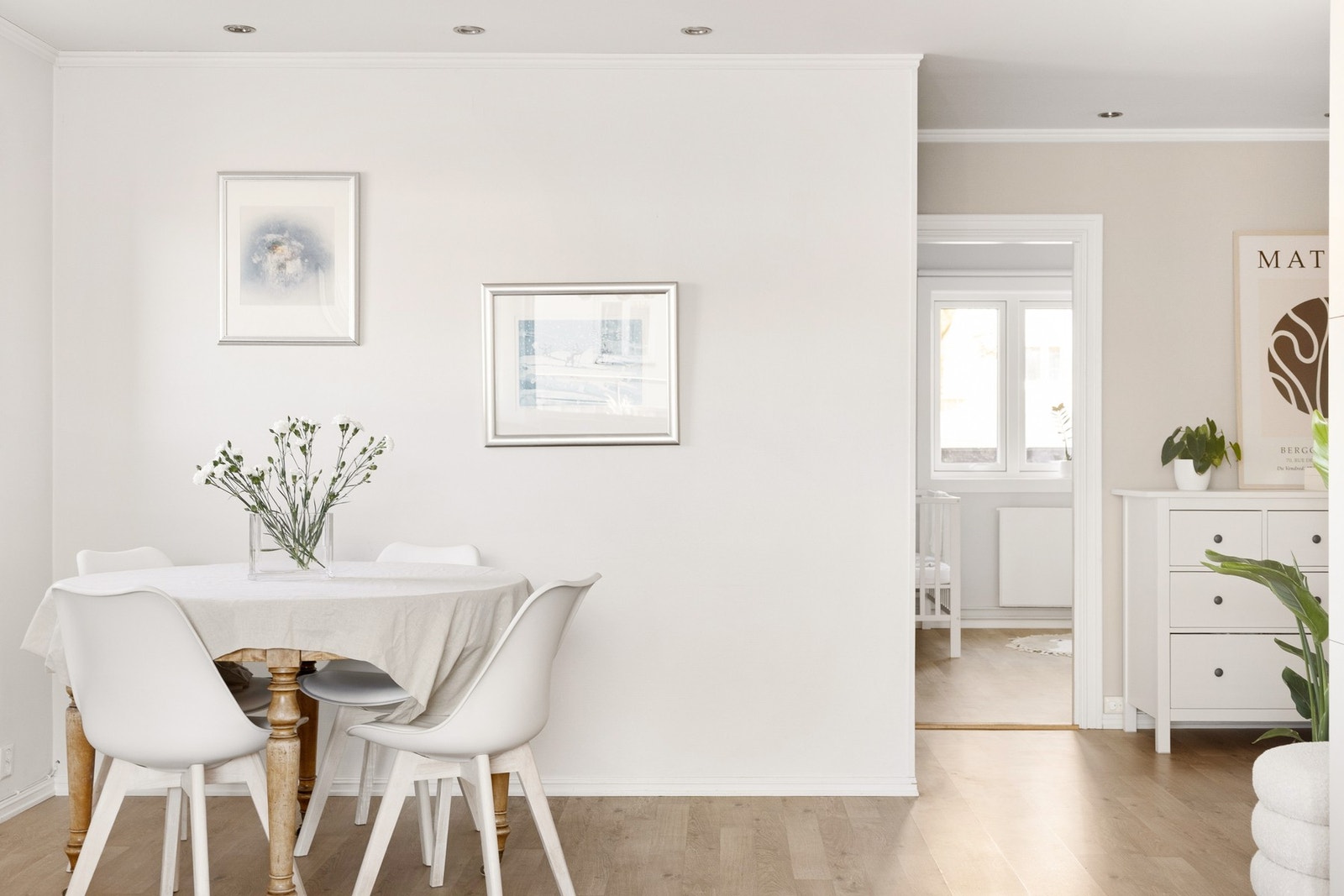 Her kan du invitere venner og familie til hyggelige lag! Galleribilde