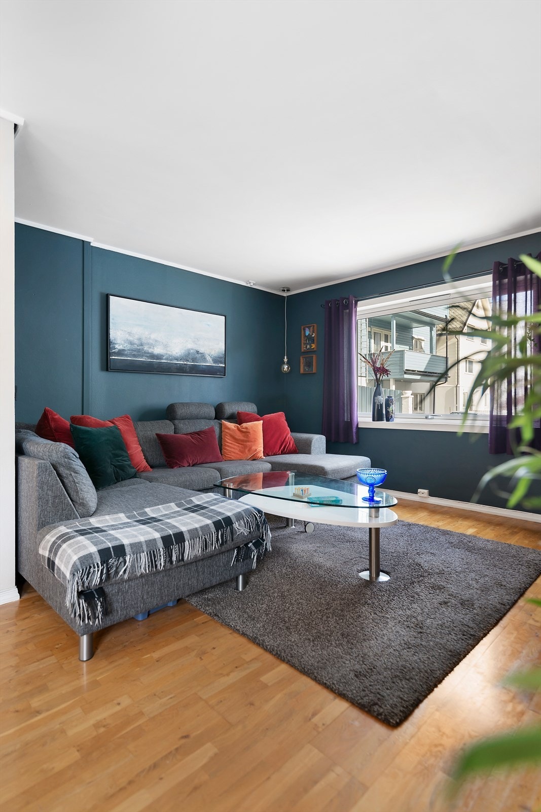 Her er god plass til en romslig sofa. Galleribilde