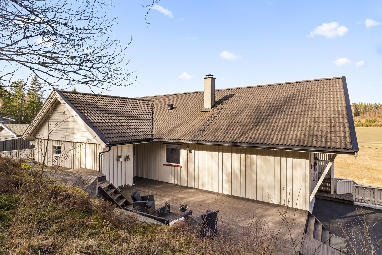 Attraktiv beliggenhet med både natur og by i nærheten Galleribilde