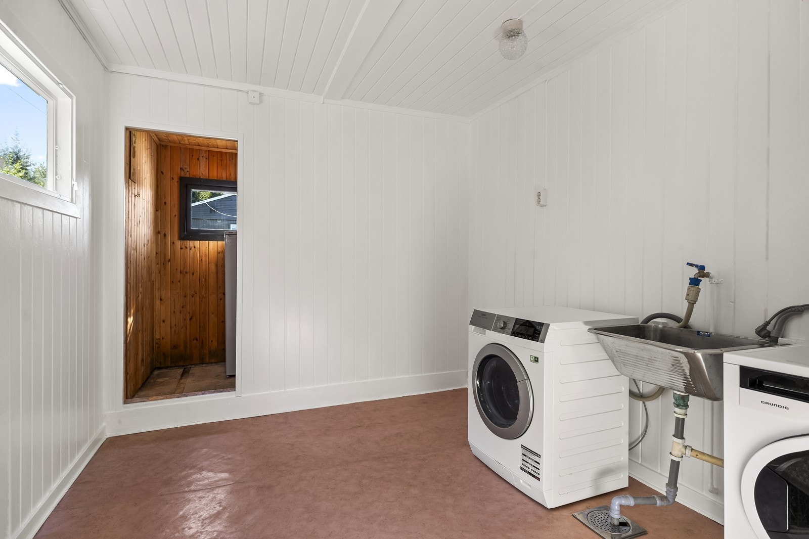 Vaskerom Galleribilde