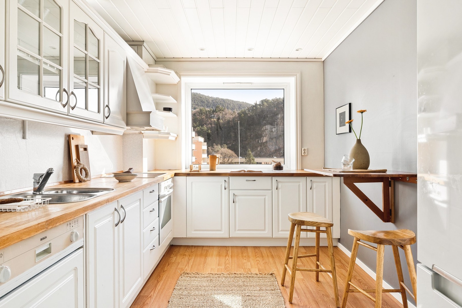 Leiligheten har separat kjøkken på 9,7 kvm. Galleribilde