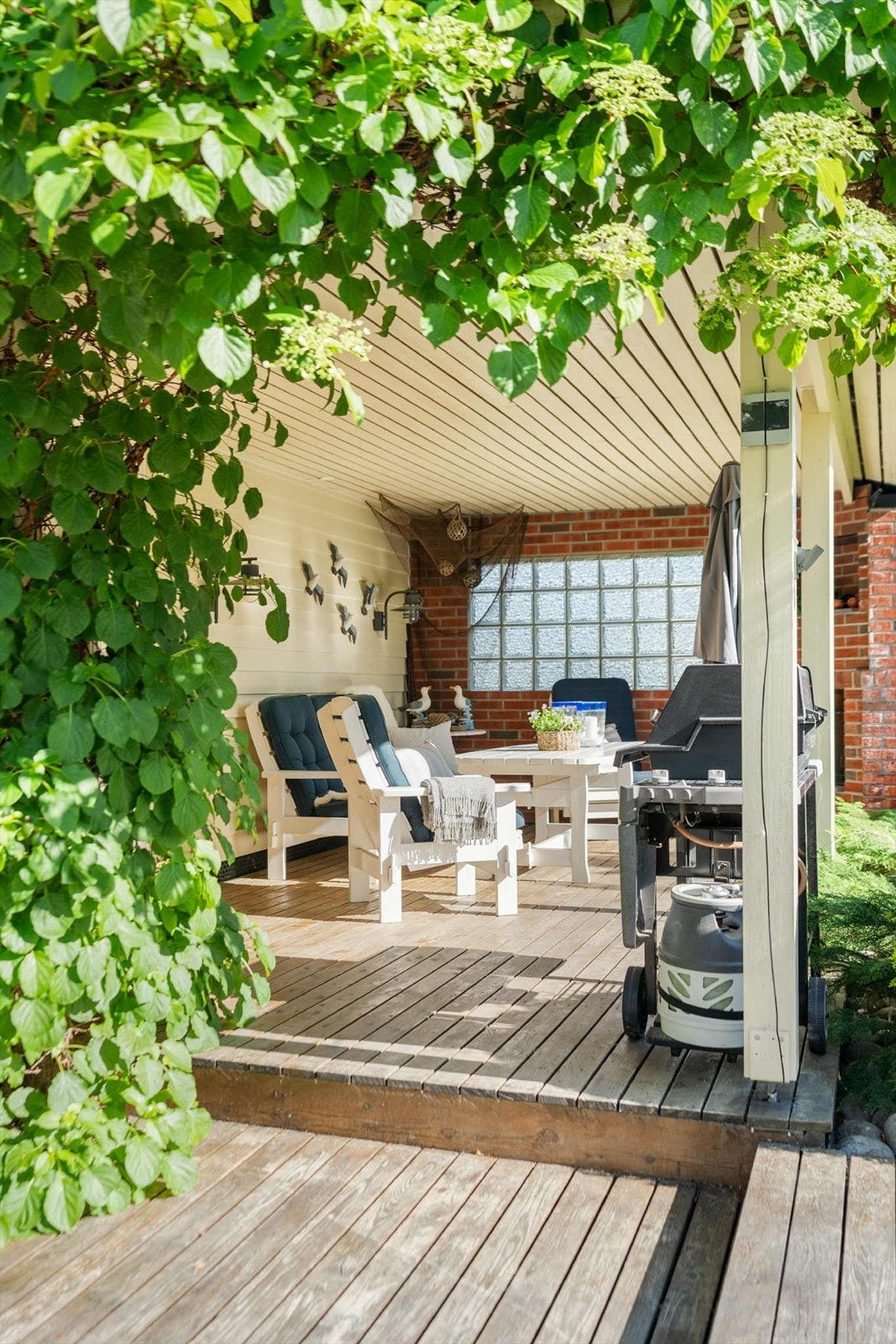 Legg til planter, utemøbler eller grill, og skap din egen oase. Galleribilde