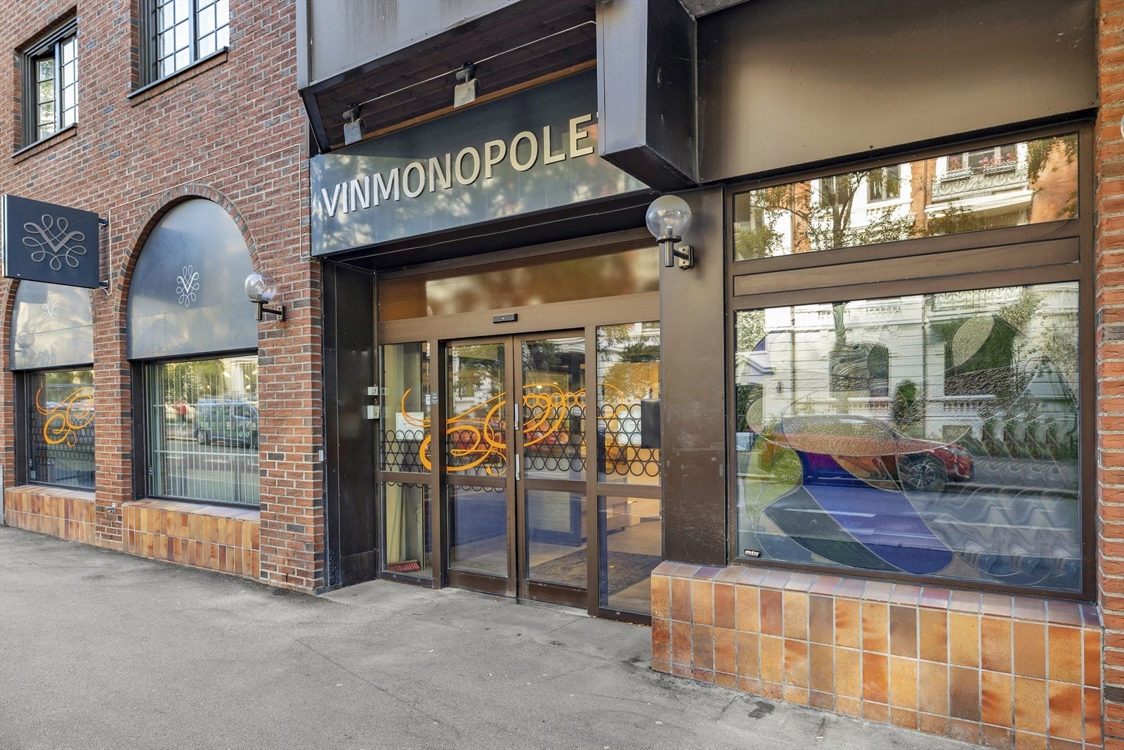 Vinmonopolet i nærområdet. Galleribilde