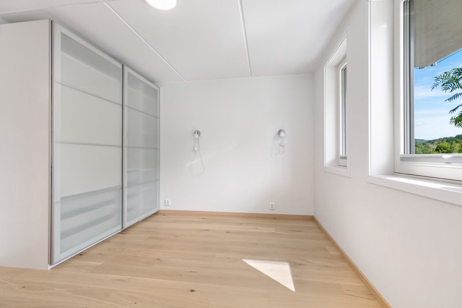 Leiligheten har videre 3 gode soverom Galleribilde