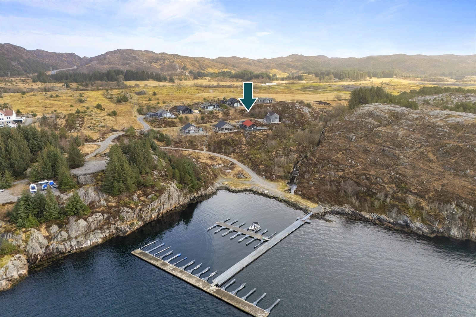 Kort avstand til båtplass i felles anlegg merket Ånnelansjøen 44 Galleribilde