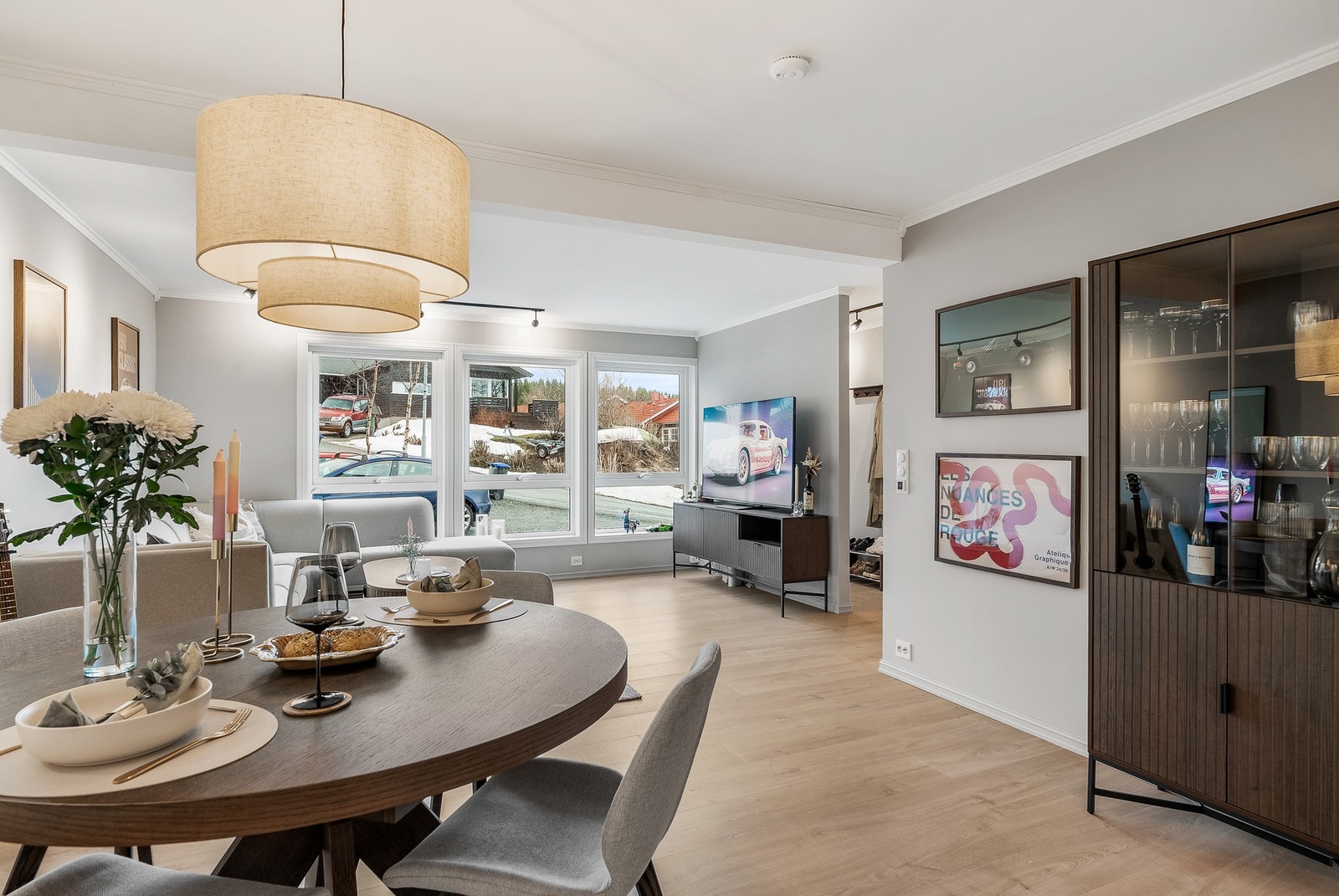 Spisestue. Galleribilde