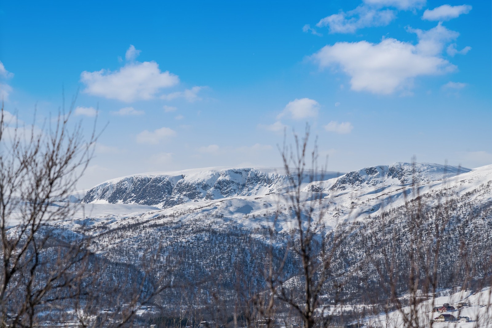 Mange får ro i sjelen av å se på majestetiske Hallingskarvet Galleribilde