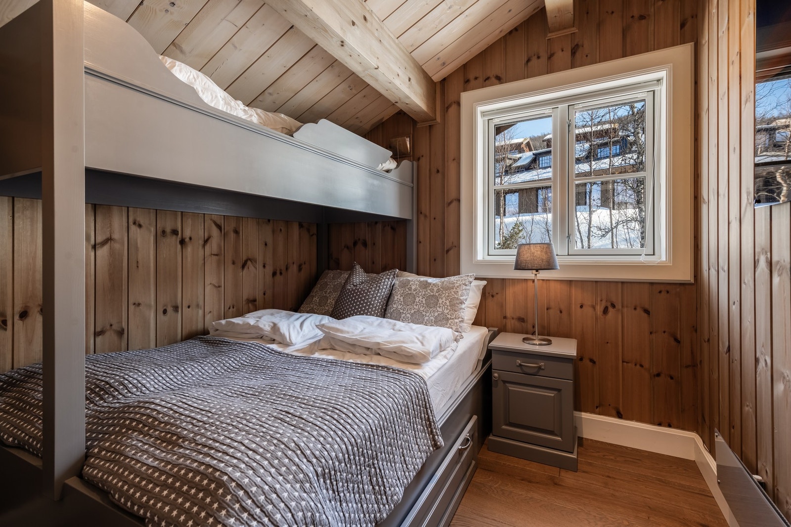 Køyesengene skaper den helt spesielle hyttekosen Galleribilde