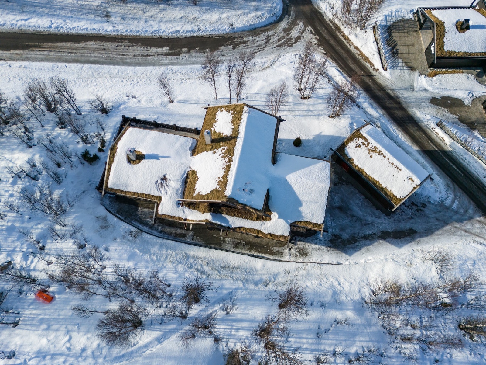 Hytten sett i fugleperspektiv Galleribilde