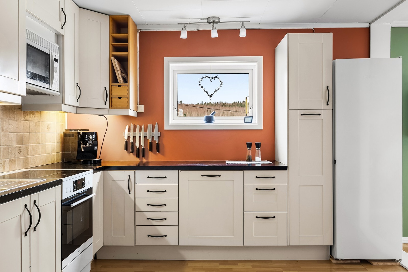 Kjøkken på 13,4 kvm. Galleribilde